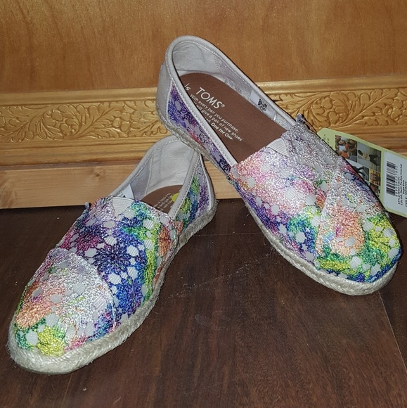 Toms Shoes - Classic Toms